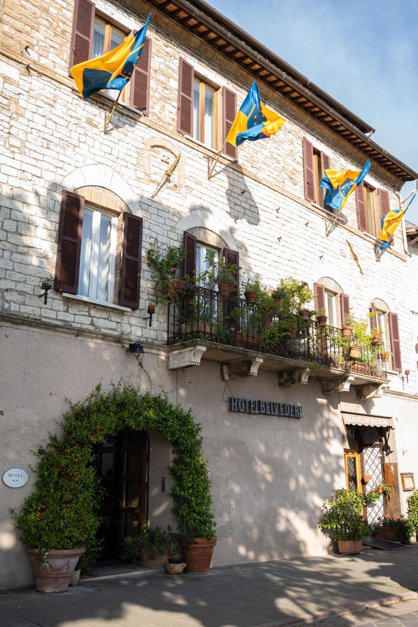 Hotel Belvedere Асизи Екстериор снимка