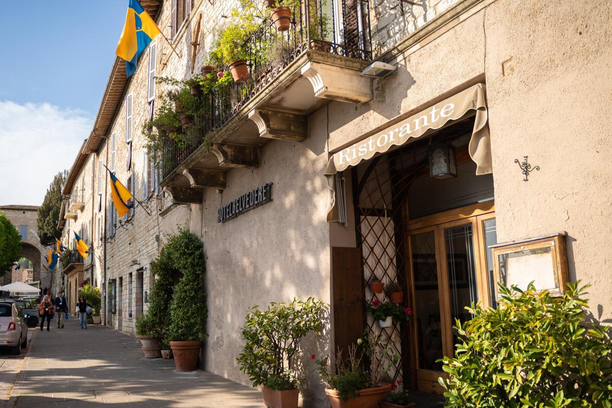 Hotel Belvedere Асизи Екстериор снимка